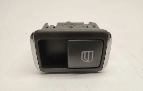 Mercedes-Benz E W212 Electric window control switch A2048707358
