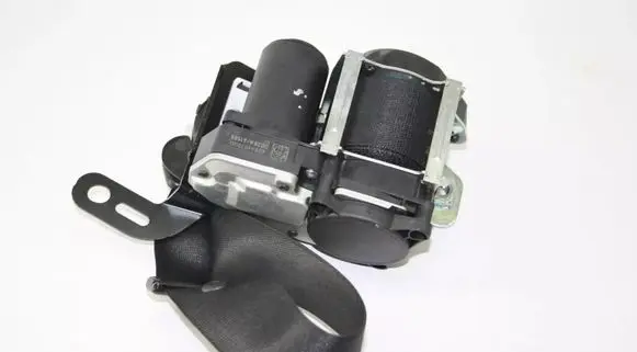 BMW 5 F10 F11 Front seatbelt 