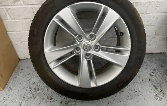 Opel Insignia B R17 alloy rim 