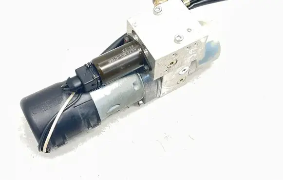 Mercedes-Benz E W211 Convertible roof hydraulic pump 2118000048