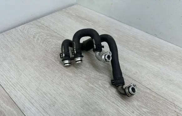 Audi A8 S8 D4 4H Engine coolant pipe/hose 079121030 079121030A 057121077