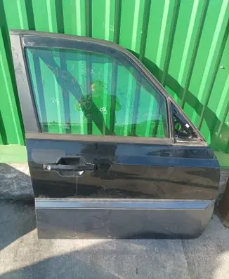 Hyundai Terracan Front door