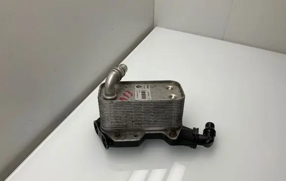 BMW 5 E60 E61 Optional radiator 7560962 K3390002 38374