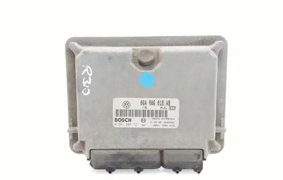 Volkswagen New Beetle Engine control unit/module 06A906018AB 0261204721