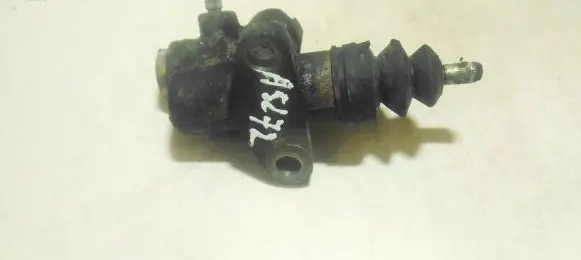 Subaru Legacy Clutch master cylinder