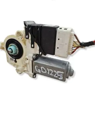 Skoda Octavia Mk2 (1Z) Rear door window regulator motor 1K0959704E