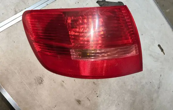 Audi A6 S6 C6 4F Rear/tail lights 89034302