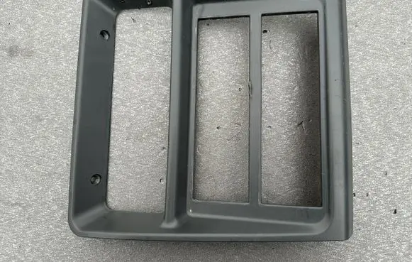 Mitsubishi Pajero Radio/GPS head unit trim MB652134 MB775393