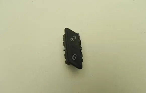 Volkswagen Golf VII Central locking switch button 5G0962126A