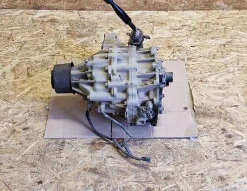 Nissan King Cab, Navara Gearbox transfer box case 11180 166B