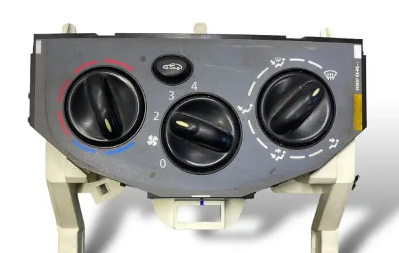 Opel Vivaro Climate control unit N108576R
