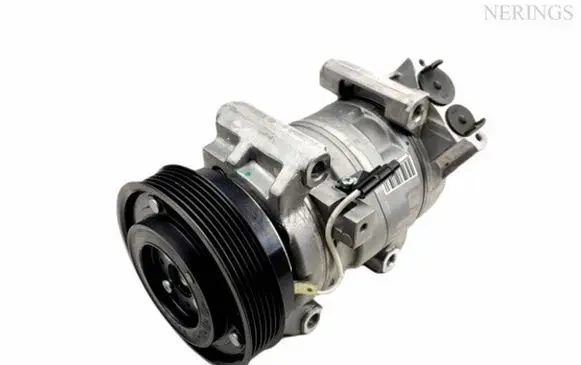Dacia Duster Air conditioning (A/C) compressor (pump) 699414