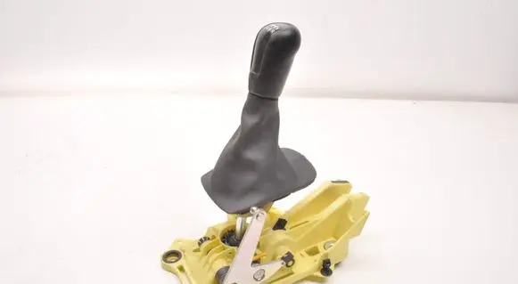 Volvo V50 Gear shifter/selector 