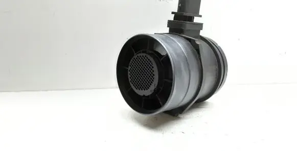 BMW 1 E81 E87 Mass air flow meter 8509724 0281006146