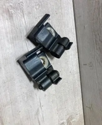 Rear door hinge set