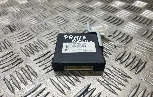 Toyota Prius (NHW20) Immobilizer control unit/module 8978047030 626820000 97RI012017