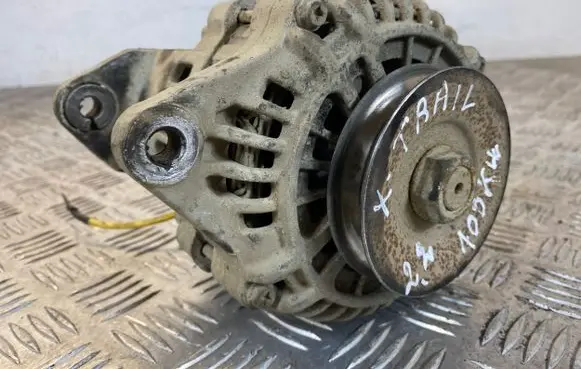 Nissan X-Trail T30 Generator/alternator 231005M310