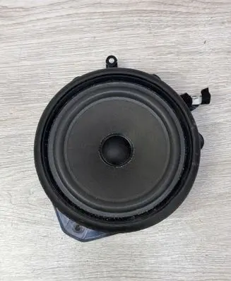 Audi A4 S4 B7 8E 8H Front door speaker 8E0035411 1217125
