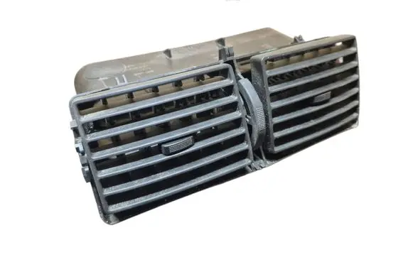 Toyota Proace Dash center air vent grill A1079302 226318 9634511177