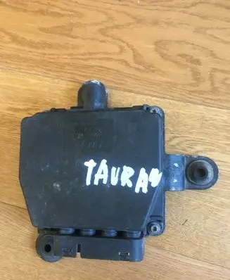 Volkswagen Touran I Turbo solenoid valve 1T2906279 1T2906279A
