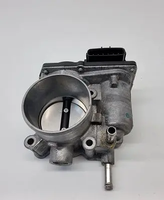 Toyota C-HR I Throttle valve 220300T110