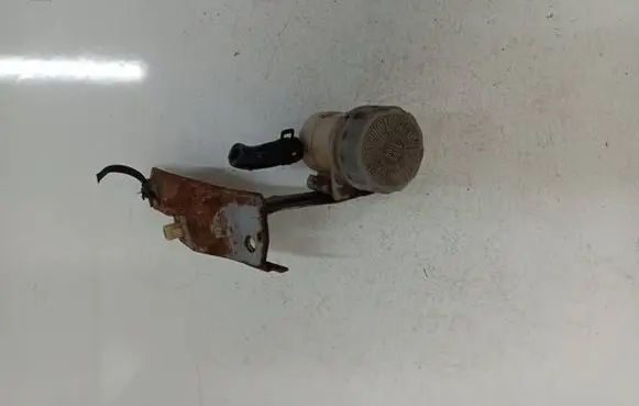 Honda CR-V Brake fluid reservoir dot3 dot4