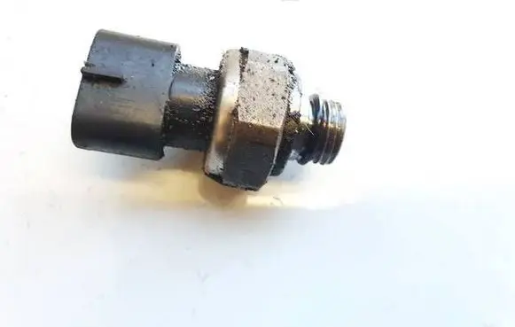 Toyota Avensis T250 Air conditioning (A/C) pressure sensor 8944851010