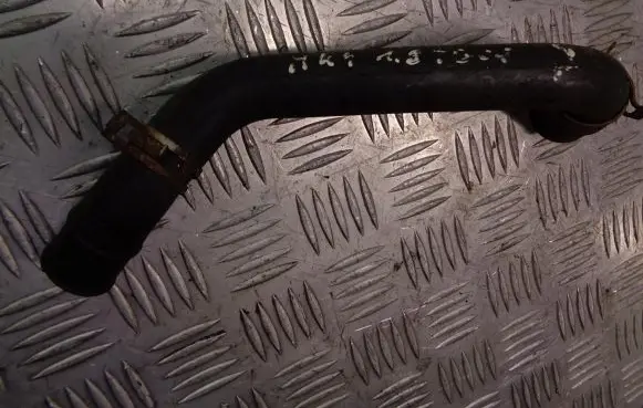 Ford Mondeo MK IV Engine coolant pipe/hose