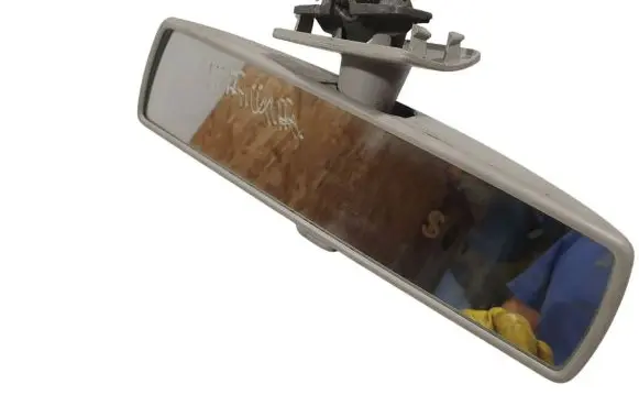 Volkswagen Touran I Rear view mirror (interior) E1010749