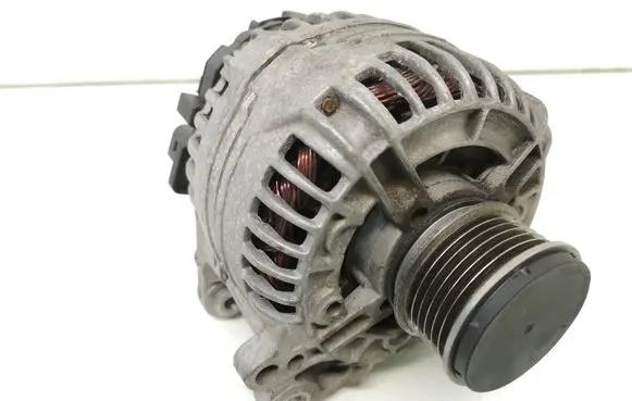 Skoda Octavia Mk2 (1Z) Generator/alternator 13420610 YY16F03 HT9027