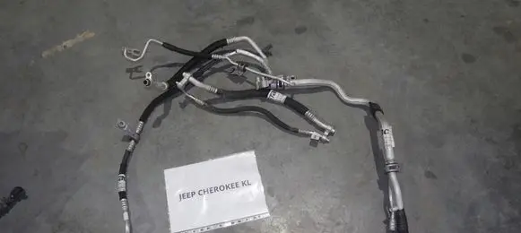 Jeep Cherokee Air conditioning (A/C) pipe/hose