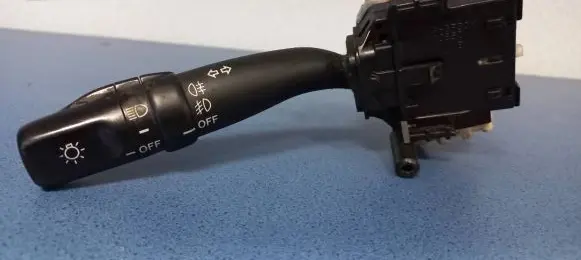 Toyota Corolla Verso AR10 Indicator stalk 05110