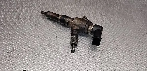 Ford Fusion Fuel injector 9655304880