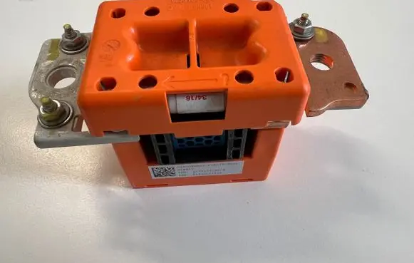 Tesla Model S Battery relay fuse 107717700B F16T0025528 105683600C