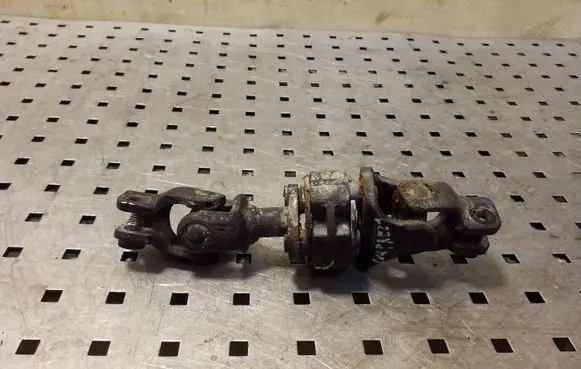 Subaru Impreza II Steering column universal joint