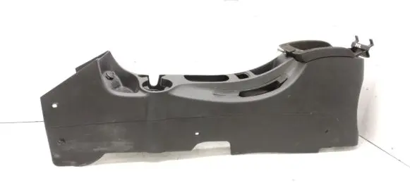 KIA Sportage Center console 846261F000 846111E000