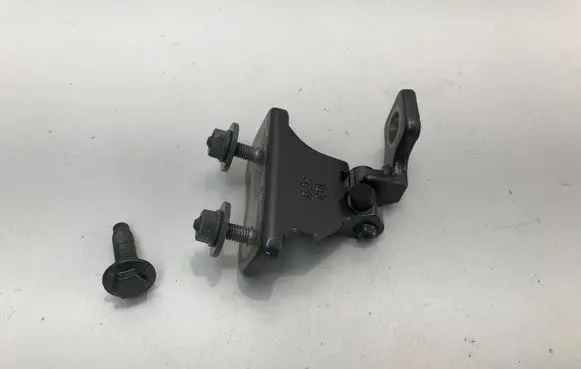 Mercedes-Benz GLA H247 Rear door upper hinge HW177F1