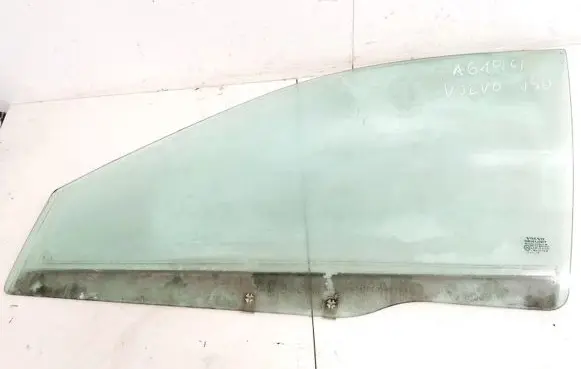 Volvo S40, V40 Front door window glass four-door