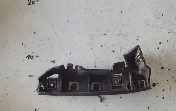 Citroen C4 II Front bumper mounting bracket 