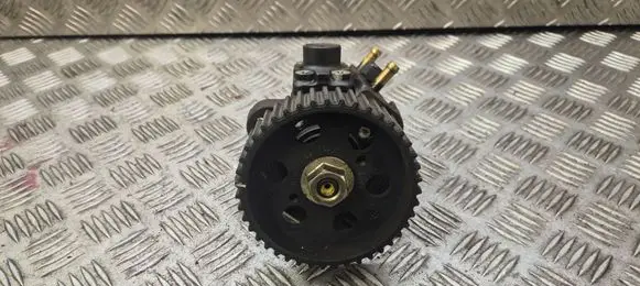 Opel Astra H Fuel injection high pressure pump 0445010097