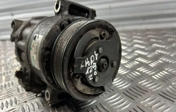 Volkswagen Caddy Air conditioning (A/C) compressor (pump) 1K0820803S 029498016B4 R134A8680P