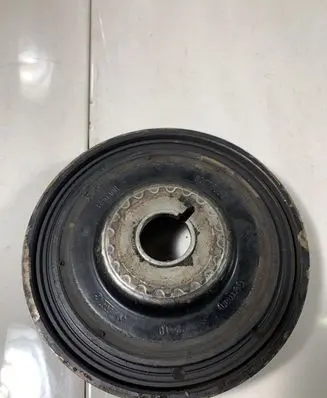 Nissan Qashqai Crankshaft pulley 8200699517