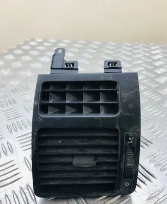 Volkswagen Touran I Dash center air vent grill 1T0819703B