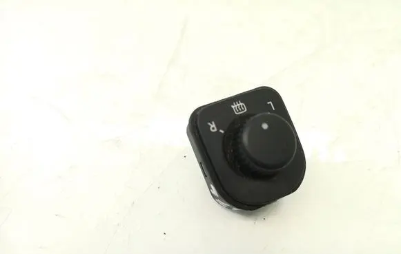 Volkswagen Golf V Wing mirror switch 1K0959565A