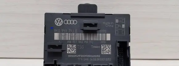 Audi A4 S4 B8 8K Door control unit/module 8K0959793 8K0959793B