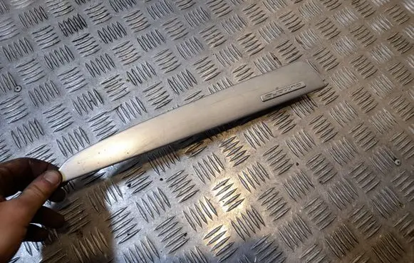 Audi Q5 SQ5 Dashboard glove box trim 8R1853190