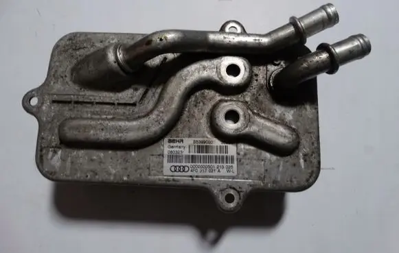 Audi A6 S6 C6 4F Engine oil radiator 4F0317021Ac6