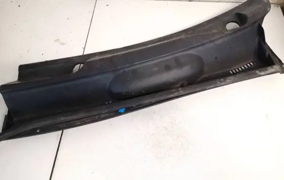 Toyota Prius (XW20) Wiper trim 5570947070 55709-47070