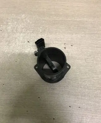 Peugeot 208 Mass air flow meter 968328298002