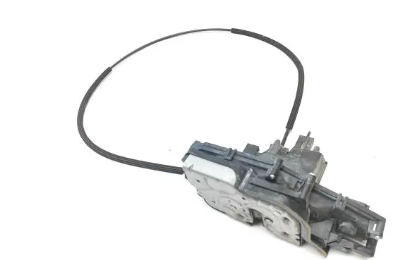 Fiat 500E Front door lock 52138078 3059543 20210302